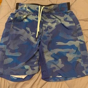 Blue camo Lulu shorts!